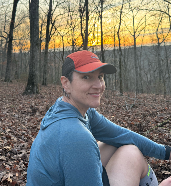 Sassafras Hiking Award Winner Amy Nicholson – The Ozark Society